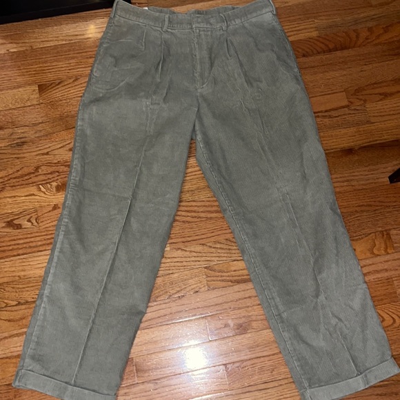 Dockers Recode Mens Corduroy Pants Size 36”X30” Tan Khaki Pleated Ankle Cuffs - Picture 1 of 7